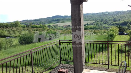 Kuća 100m2 +25a Grocka/Begaljica