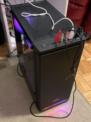 gaming kompjuter hitno!