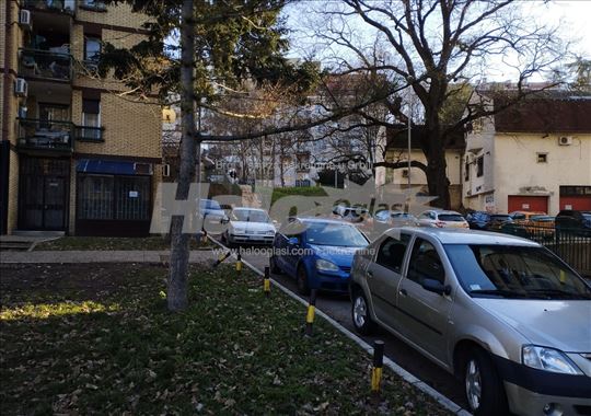 lokal, 32 m2, Borska 11a, Miljakovac