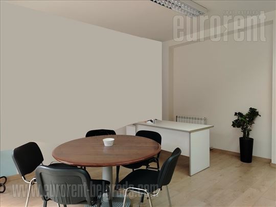 ID#31384, Izdavanje, Lokal, Knez mihailova, 55 m2