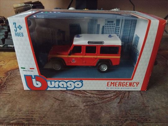 Burago Land Rover Defender 110 Emergency 1/47