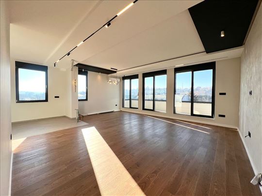 Luksuzan penthouse FOR SALE!