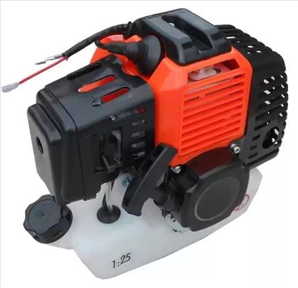 Motor za trimer 2,3KS 52cm³ CG520