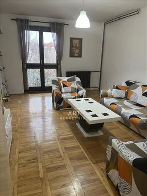 Na odličnoj lokaciji, duplex, renoviran ID#9739