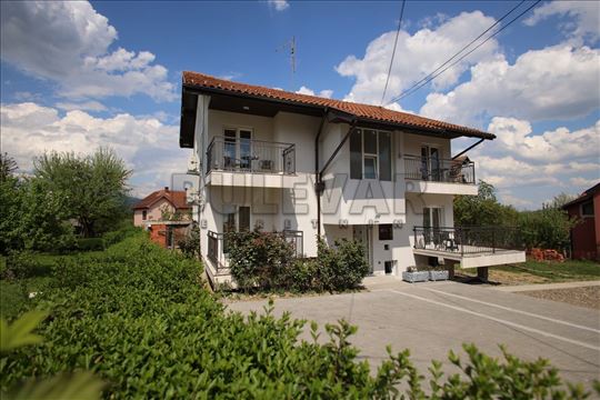 Vrnjačka Banja, Kuća, Vila 7 apartmana