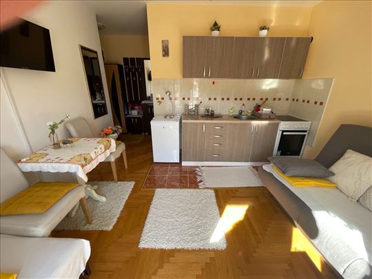 LUX garsonjera 24m2,Snežnik