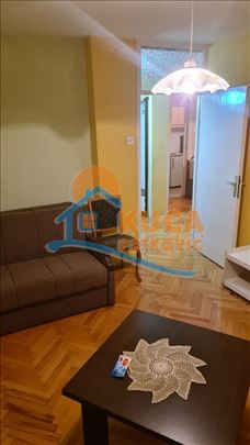 Izdaje se dvoiposoban stan u Durlanu, 60m2!