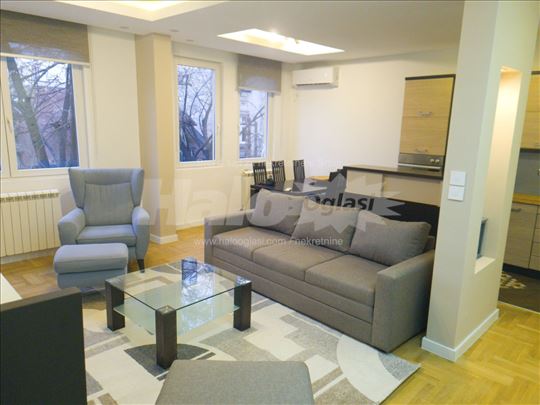 Komforan, renoviran 2.0 - Donji Dorćol 