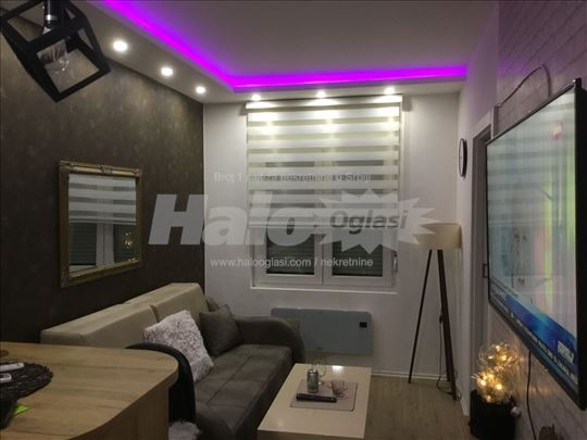 Lux jednosoban stan odmah useljiv….