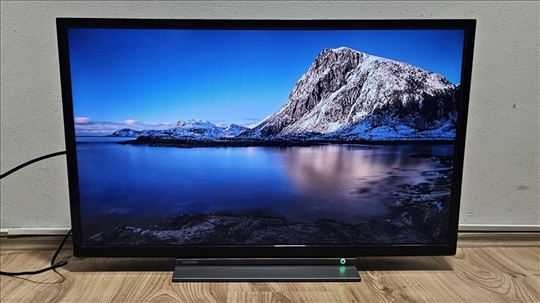 Toshiba 32"led Smart kao nov garancija12M 