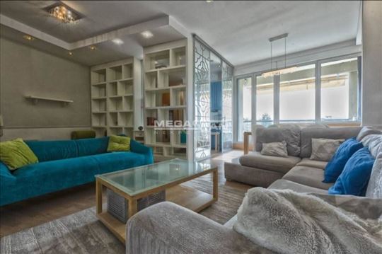 Dedinje Beli dvor, lux stan