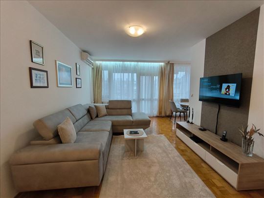 Udoban u srcu bloka 22