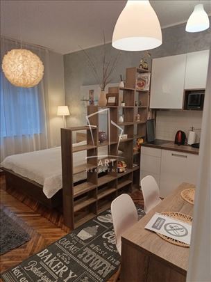 Vračar, Kneginje Zorke, mereno 33m2 ID#9762