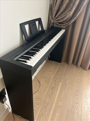 Yamaha P45 klavir sa stalkom