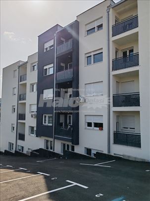 Izdajem dvosoban stan