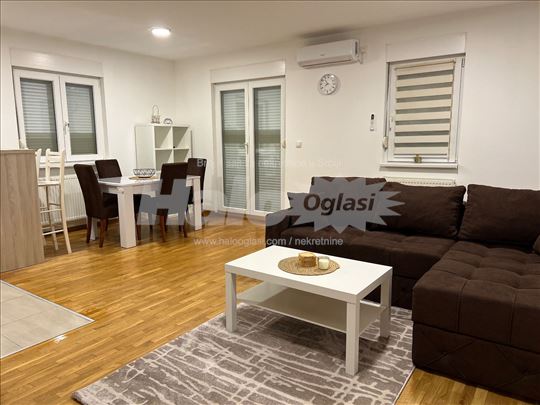 Ledine,namesten stan 50m2, terasa i parking mesto