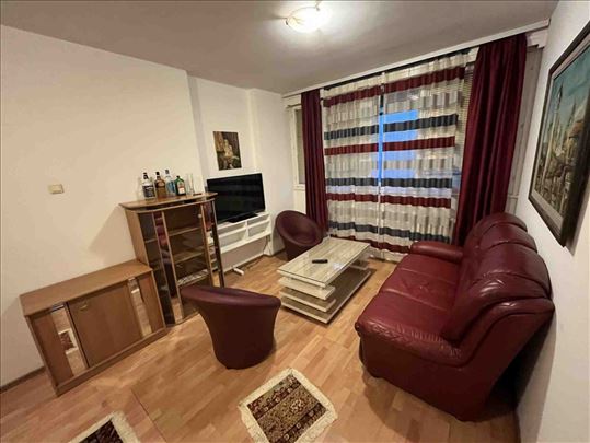 Studentska, 2.0 namešten,renoviran,useljiv ID#1603