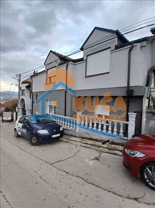 Lepa funkcionalna porodična kuća 135m2,  plac 136m