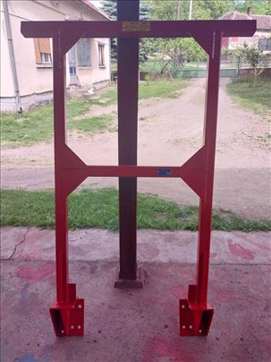 Zastitni ram rolbar za traktor