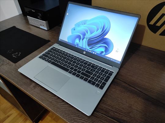 HP ProBook Ryzen 5 512GB SSD Otisak novo