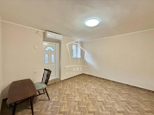 Kanarevo brdo, 20m2 ID#9805