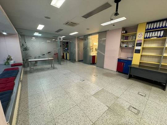 Novi Merkator, blok 30 odlican PP, garaza 