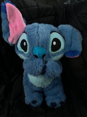 Plišana igračka Stitch – diše i peva uspavanke