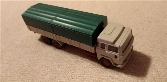 Wiking kamion Magirus, 1:87,slomljen levi zmigavac