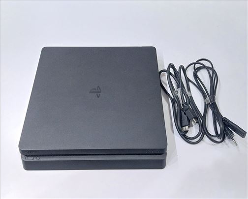 Play station 4 Slim 1TB