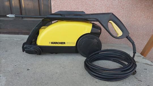 Perac pod pritiskom karcher 620 M