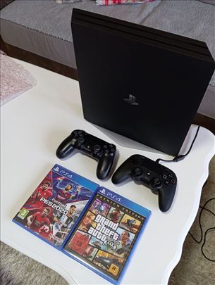 Sony Playstation 4 PS4 PRO 1 TRB KAO NOV