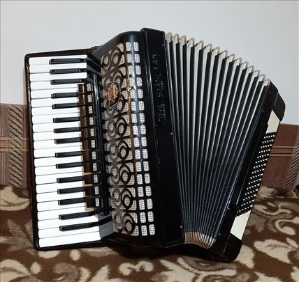 Harmonika Royal Standard Silvana 96 basova