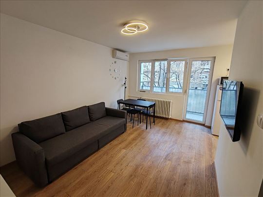 Stari grad, Dorćol, renovirana garsonjera