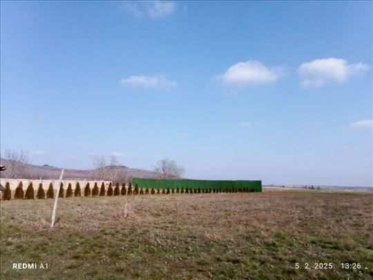 Mala Remeta plac gradj. zemljište 1100m2 HITNO!