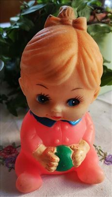Gumena lutkica visine 14 cm