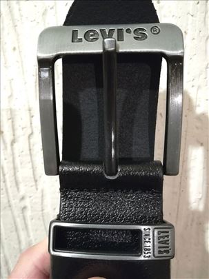 Novi muški kožni markirani kaiš Levis u crnoj boji