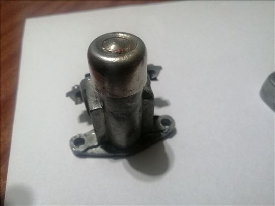 Nozni prekidac svetla