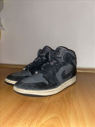 Nike Air Jordan 1 Mid SE - Broj 38