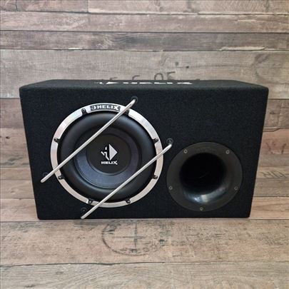 Helix Precision P 8E Subwoofer za auto CR