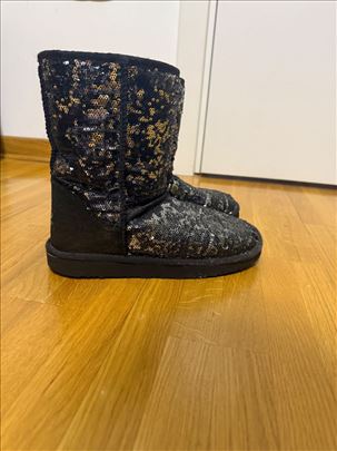 Ugg cizme