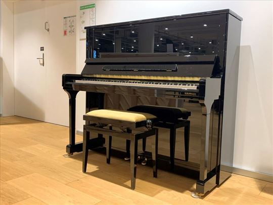 Pianino W. Hoffmann Vision V 8