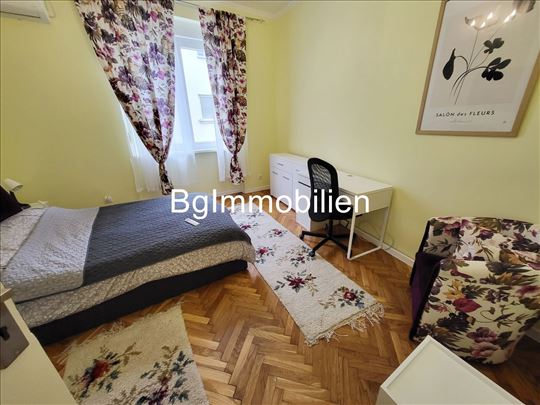 Renoviran sa niskim režijama, pet friendly