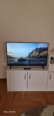 Smart tv Tesla