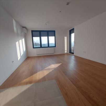 Novi Beograd - LASTAVICE, 3,0 s, 82 m2, novo 