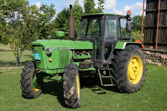 John Deere 4020