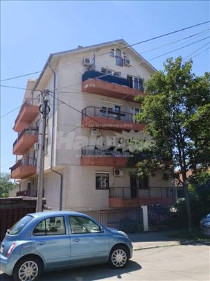 Stan sa Garažom u Jove Ilića u blizini Fon i Fpn