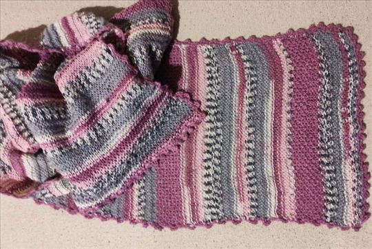 Šal ručni rad kombinacija pletenja i heklanja