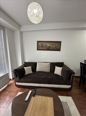 Prelep apartman u Kraljevim čardacima