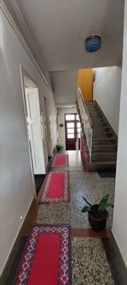 Stan -kuća u najužem delu grada