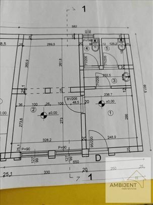 Poslovni prostor u centru Uba, u pešačkoj zoni